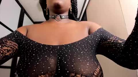 michellepreston_ online show from January 2026 12:30:01 PM