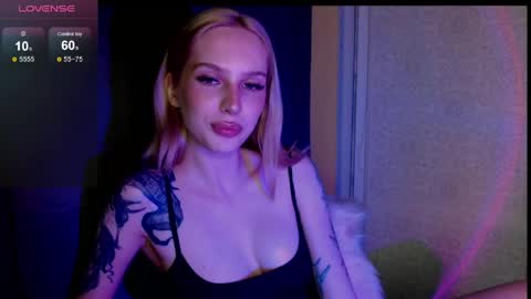 Snapshot of michellevelour chatting on June 2026 05:19:01 PM Michelle online show from June 2026 05:19:01 PM