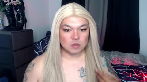 Snapshot of michellevixen921 chatting on October 2025 11:44:01 AM Michelle online show from October 2025 11:44:01 AM