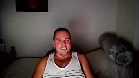 micic3 online show from June 2026 01:38:02 AM