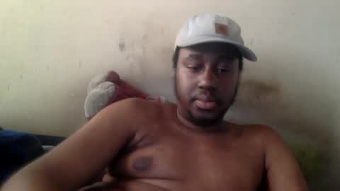 Snapshot of mickkzzx chatting on March 2025 03:51:02 PM mickkzzx online show from March 2025 03:51:02 PM