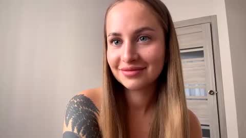 Snapshot of micky_blush chatting on July 2026 06:41:01 AM Micky online show from July 2026 06:41:01 AM