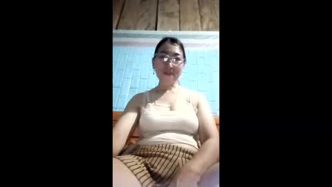 Snapshot of mickye00 chatting on April 2026 10:01:01 PM Miky online show from April 2026 10:01:01 PM