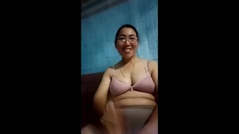Snapshot of mickye00 chatting on May 2026 02:45:01 PM Miky online show from May 2026 02:45:01 PM