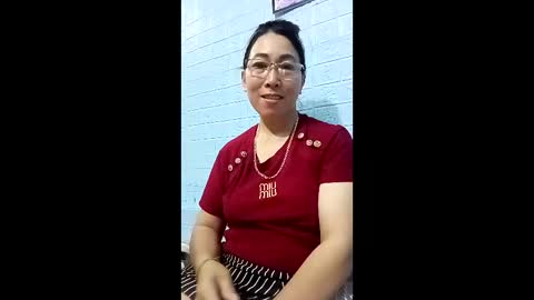 Snapshot of mickye00 chatting on May 2026 09:37:01 AM Miky online show from May 2026 09:37:01 AM