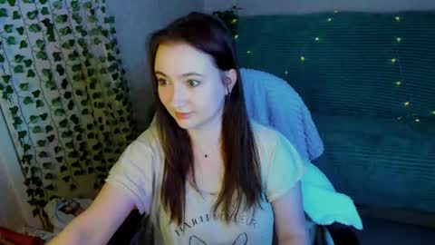 Snapshot of mickywood chatting on June 2026 05:57:02 PM Micky online show from June 2026 05:57:02 PM