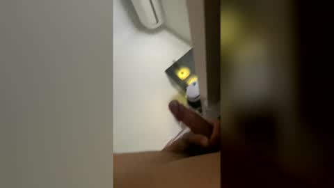 micro_d10 online show from December 2025 11:44:02 PM