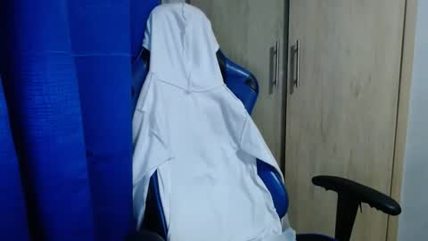 vanesa sexy online show from March 2025 12:00:01 AM