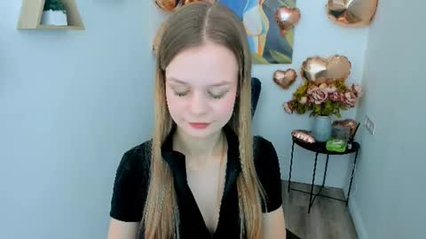 Snapshot of midnighteaura chatting on February 2026 03:14:02 AM midnighteaura online show from February 2026 03:14:02 AM