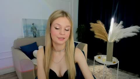 midnighteaura online show from June 2026 11:27:02 AM