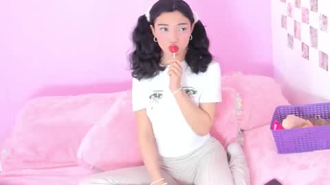 Snapshot of midori_bak_ chatting on February 2025 09:06:02 PM Sara online show from February 2025 09:06:02 PM