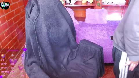 Midori 7u7 online show from February 2026 02:23:02 PM