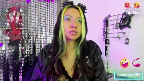 midory_ online show from November 2025 03:56:01 AM