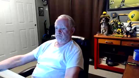 midwestdad09 online show from May 2026 08:54:01 AM