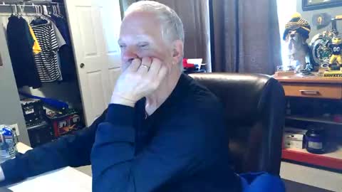 midwestdad09 online show from May 2026 02:22:02 PM