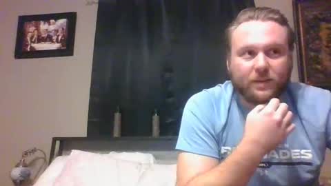 Snapshot of midwestlovers1990 chatting on November 2025 06:01:01 AM midwestlovers1990 online show from November 2025 06:01:01 AM