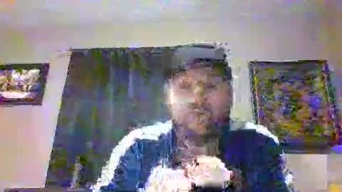 Snapshot of midwestlovers1990 chatting on November 2025 02:33:01 AM midwestlovers1990 online show from November 2025 02:33:01 AM