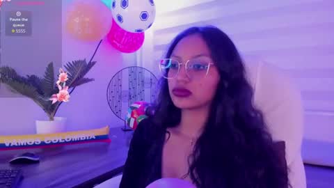 miel_ambar online show from July 2026 09:54:02 PM