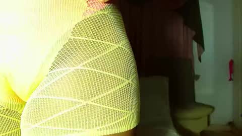 mielsquirt online show from November 2025 09:34:02 AM