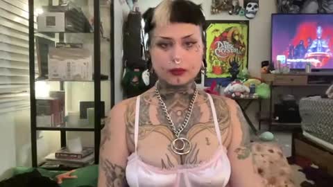 Medli online show from May 2026 01:57:02 AM
