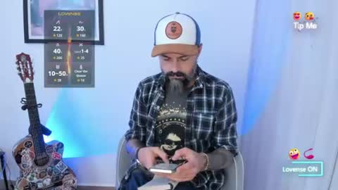 Snapshot of miguel_angeel_ chatting on July 2026 05:01:02 PM Miguel Angel online show from July 2026 05:01:02 PM