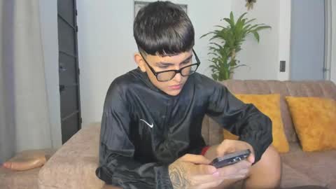 Snapshot of miguel_turqueza chatting on May 2026 08:00:01 AM miguel_turqueza online show from May 2026 08:00:01 AM