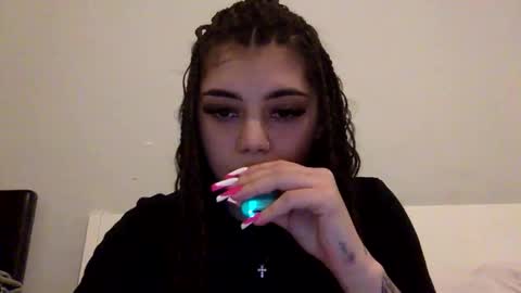 mihaela4467922 online show from April 2026 09:50:02 PM