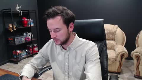 Misha Winchester online show from October 2025 02:37:01 PM