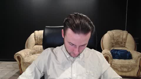 Misha Winchester online show from November 2025 01:59:02 PM