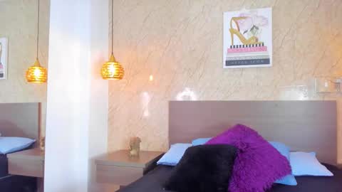 Miia online show from March 2026 12:06:02 PM