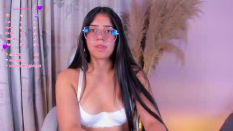 Snapshot of miia_bx chatting on April 2026 08:01:02 PM miia_bx online show from April 2026 08:01:02 PM