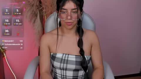 Snapshot of miia_bx chatting on May 2026 08:06:01 PM miia_bx online show from May 2026 08:06:01 PM
