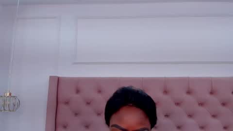 Miia Schwarz  online show from September 2025 05:13:01 PM