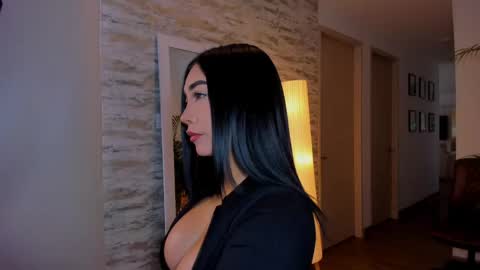 luisa online show from May 2026 11:59:01 AM