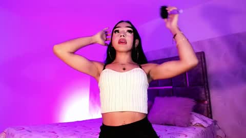   online show from December 2025 01:44:01 AM