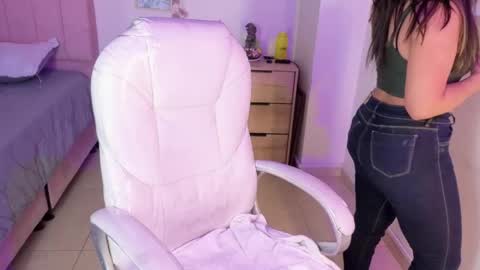 Snapshot of miia_thompson_1 chatting on June 2026 08:31:02 PM M I I A online show from June 2026 08:31:02 PM