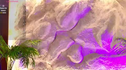Snapshot of miiaa_cooper chatting on May 2026 04:26:04 PM CALL ME MIA online show from May 2026 04:26:04 PM