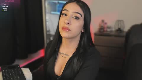  miiaa stone  online show from February 2026 02:04:01 AM