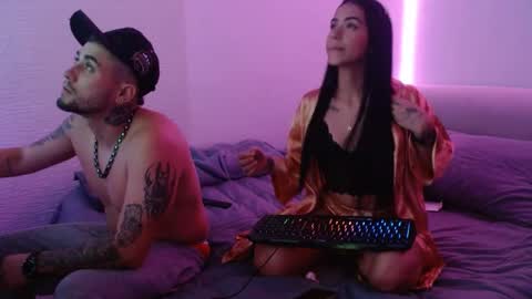 Snapshot of miialiiam0 chatting on December 2024 04:58:02 AM Mia and Liam online show from December 2024 04:58:02 AM