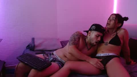 Snapshot of miialiiam0 chatting on January 2025 07:12:02 AM Mia and Liam online show from January 2025 07:12:02 AM