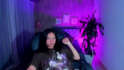 Snapshot of miichael_black chatting on January 2025 04:50:02 PM Michael Black online show from January 2025 04:50:02 PM