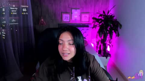 Snapshot of miichael_black chatting on January 2025 04:20:01 AM Michael Black online show from January 2025 04:20:01 AM