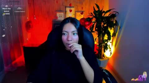 Snapshot of miichael_black chatting on February 2025 12:00:02 PM Michael Black online show from February 2025 12:00:02 PM