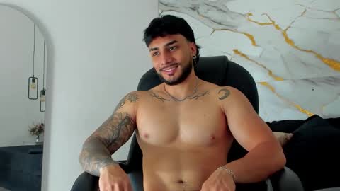 Daniel online show from November 2025 01:11:02 PM