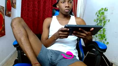 Snapshot of miilo18 chatting on June 2026 02:15:02 PM milo online show from June 2026 02:15:02 PM