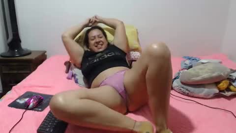 Miilu74 online show from October 2025 04:18:02 AM