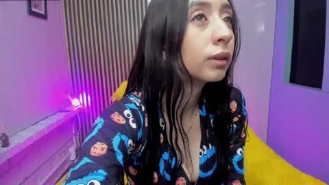 miilu  online show from September 2025 03:19:01 AM