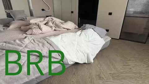 Snapshot of miiraii chatting on February 2026 11:33:01 AM miiraii online show from February 2026 11:33:01 AM