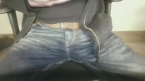 Snapshot of mik116 chatting on November 2025 08:55:01 AM mik online show from November 2025 08:55:01 AM