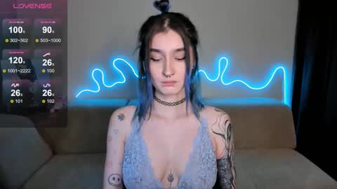 Mika online show from October 2025 05:57:02 PM